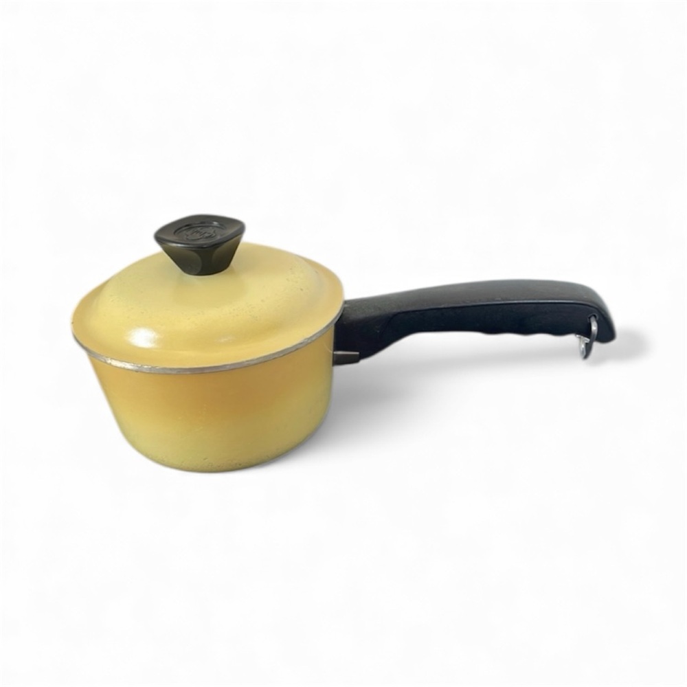Club aluminum gold pot
